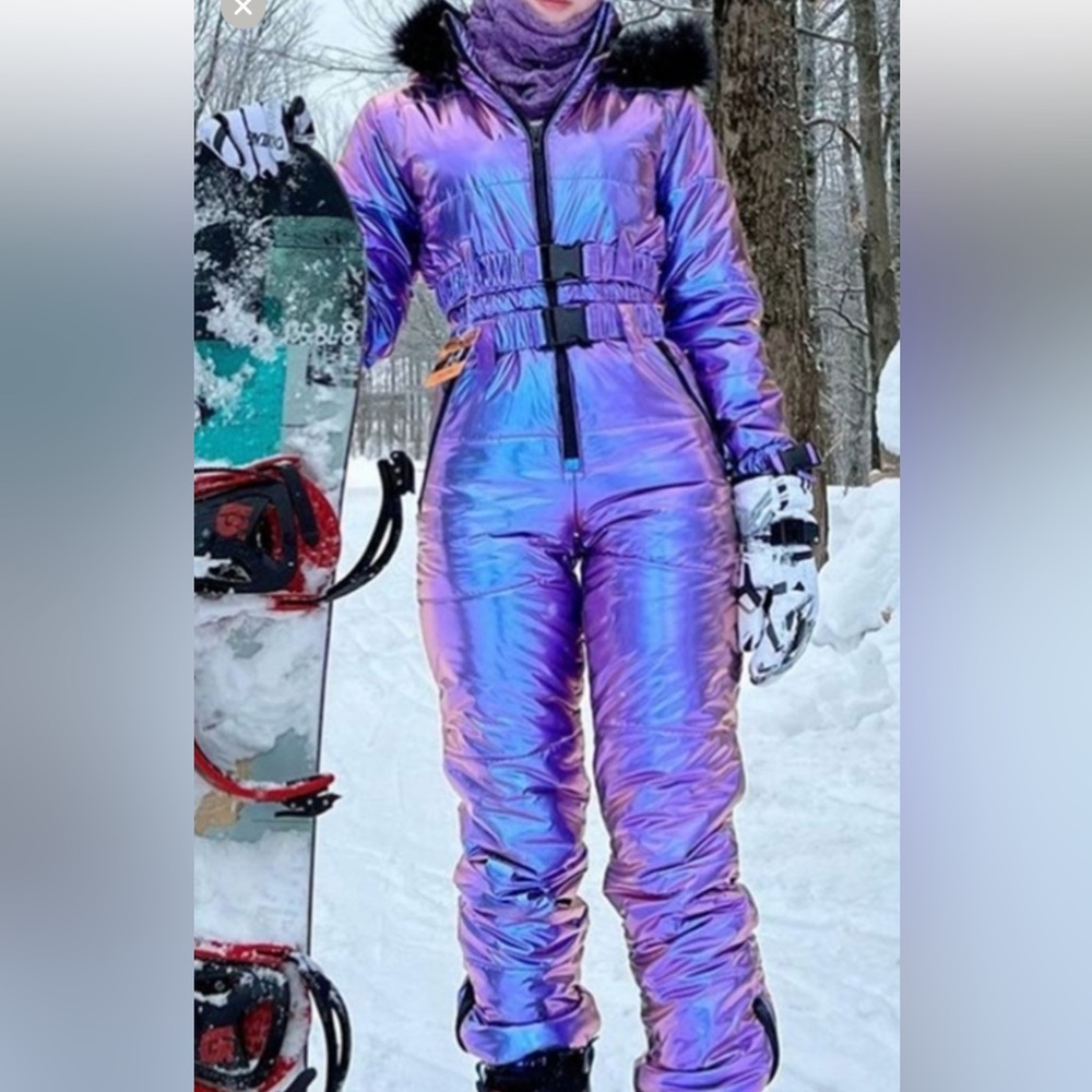 Clubexx Dollskill Holographice Blue Purple Snowsuit Skisuit Like new sz M